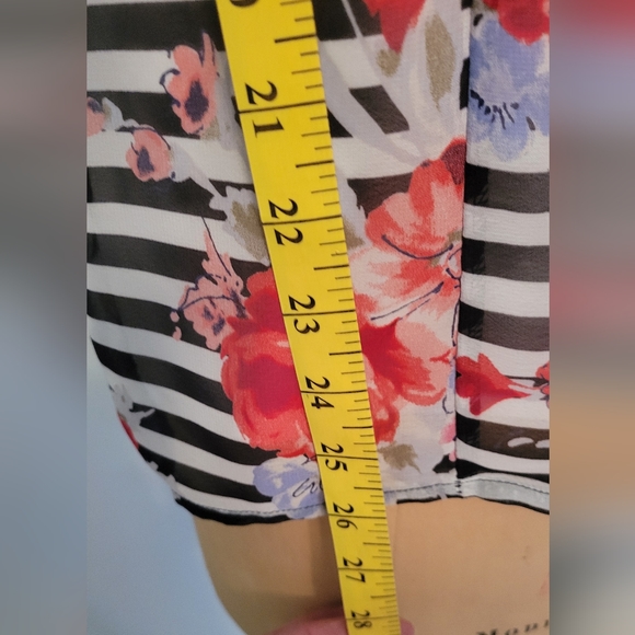 Xhilaration Striped Floral Cami - Medium - Picture 2 of 5